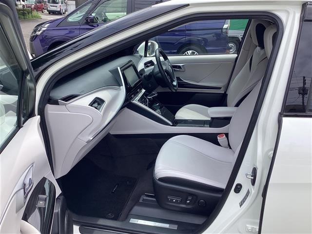 Toyota Mirai 2016 8607878-17