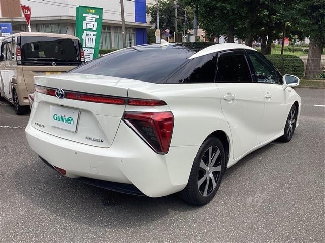 Toyota Mirai 2016 8607878-2