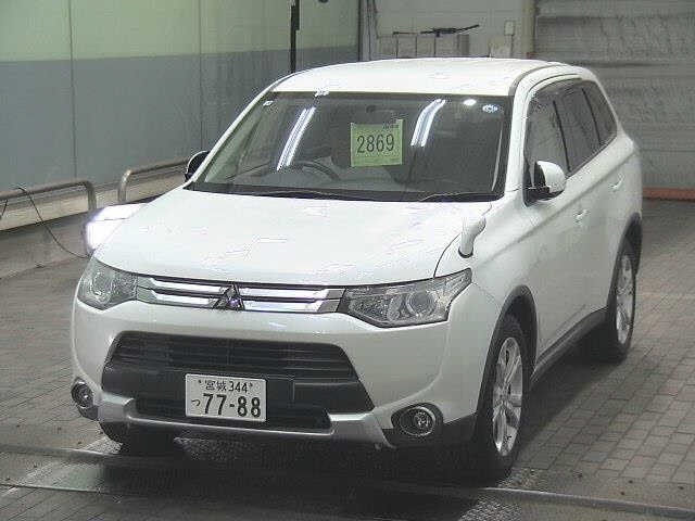 Mitsubishi OUTLANDER 2015 8608515-4