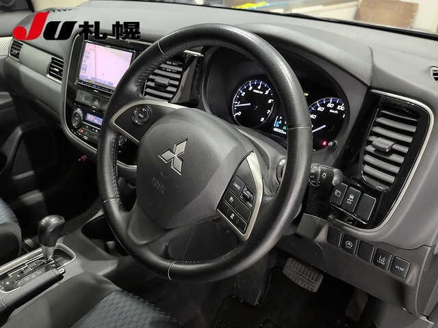 Mitsubishi OUTLANDER 2013 8608525-3