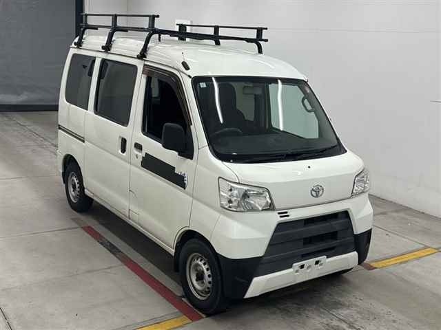 Toyota PIXIS VAN 2018 8599293-0