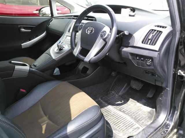 Toyota PRIUS 2013 8600151-3