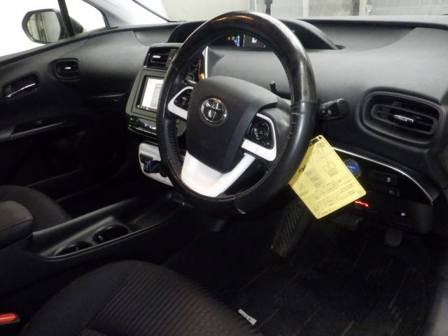 Toyota PRIUS 2018 8600200-3