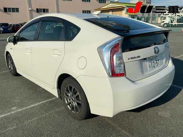 Toyota PRIUS 2014 8600239-1
