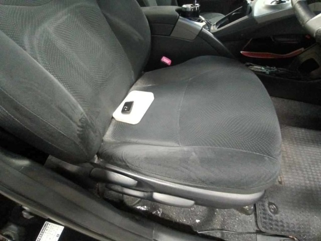 Toyota PRIUS 2013 8600252-10