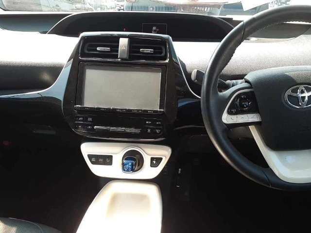 Toyota PRIUS 2016 8600261-11