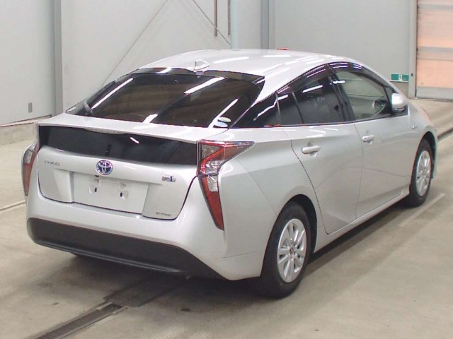 Toyota PRIUS 2017 8600278-1