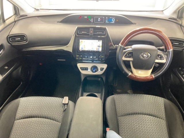 Toyota PRIUS 2015 8600286-3