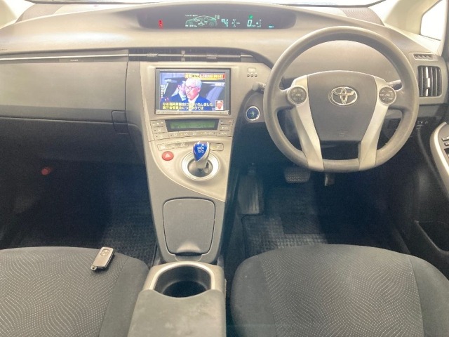 Toyota PRIUS 2013 8600289-3