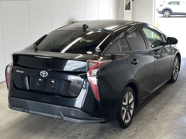 Toyota PRIUS 2016 8600291-1