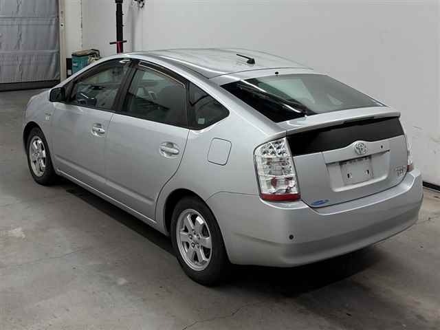 Toyota PRIUS 2007 8600347-1