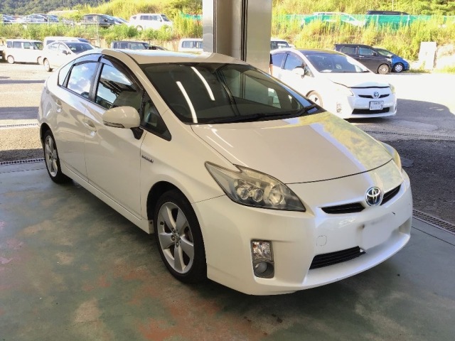 Toyota PRIUS 2011 8600353-3