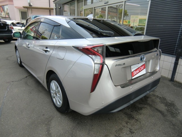 Toyota PRIUS 2016 8600430-10