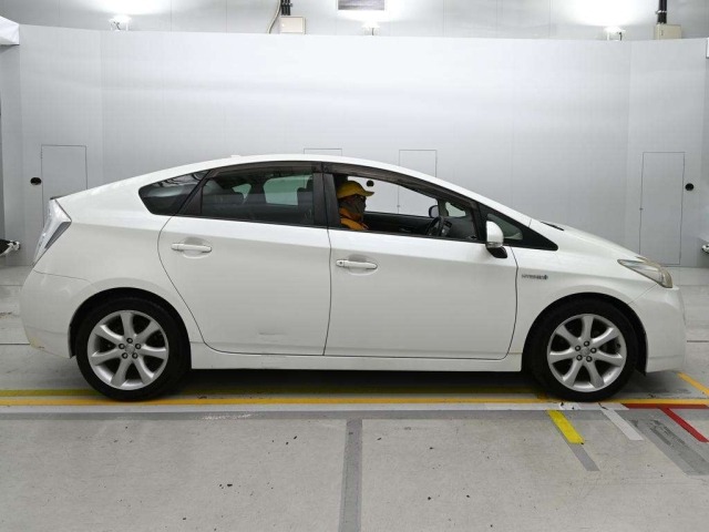 Toyota PRIUS 2010 8600439-3