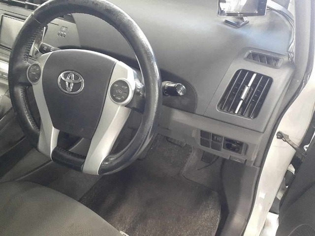 Toyota PRIUS 2010 8600439-9