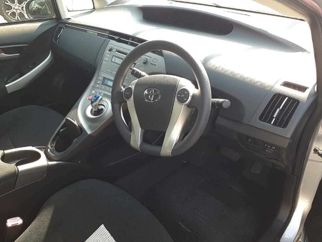 Toyota PRIUS 2012 8600452-9