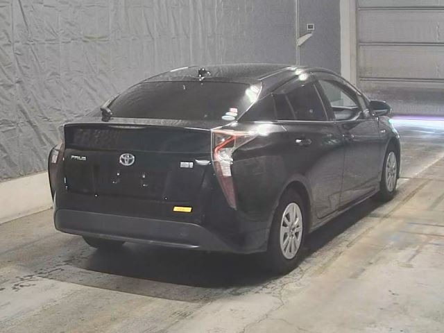Toyota PRIUS 2016 8600474-1