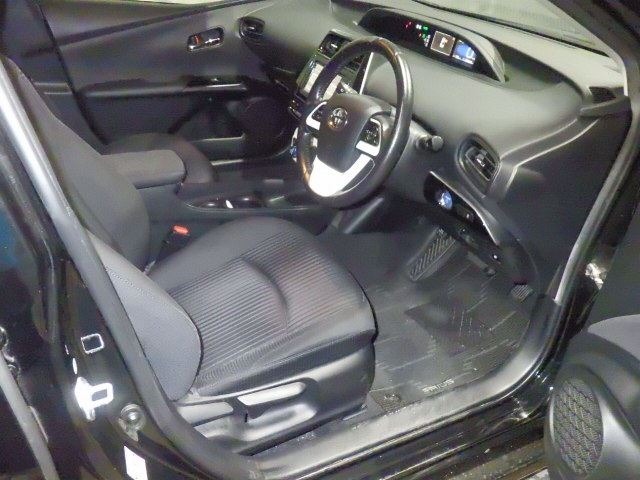Toyota PRIUS 2016 8600474-3