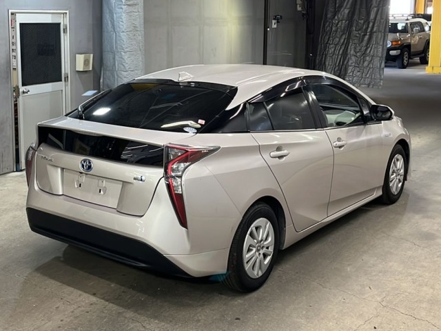 Toyota PRIUS 2016 8600558-5