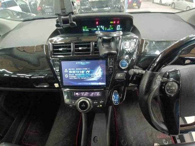 Toyota PRIUS 2014 8606901-11