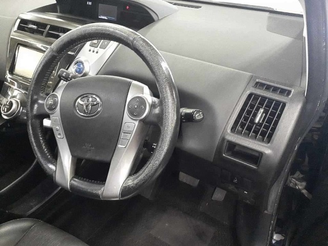 Toyota PRIUS 2014 8606980-9