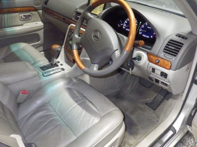 Toyota PROGRES 2005 8602745-3