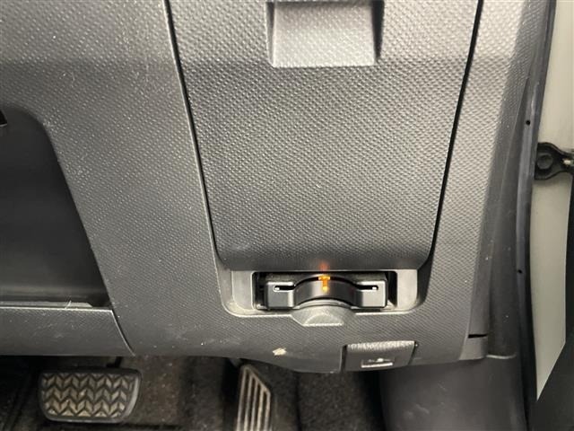Toyota RACTIS 2009 8607405-10
