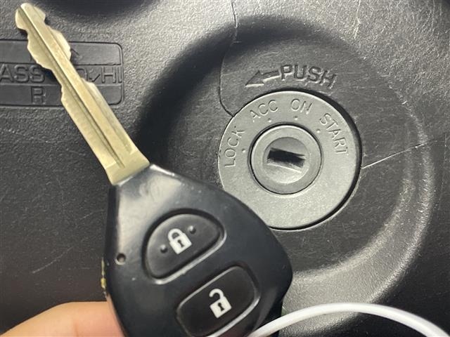 Toyota RACTIS 2009 8607405-15