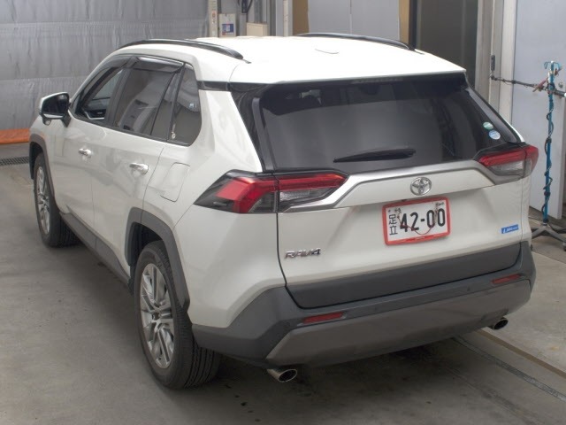 Toyota RAV4 2019 8605784-1
