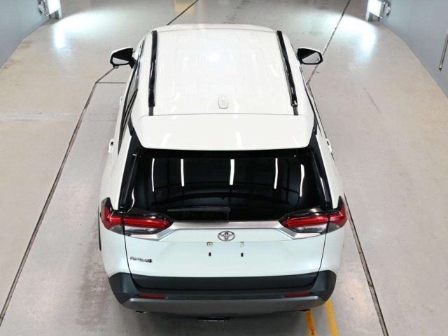 Toyota RAV4 2021 8605798-8