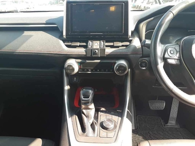 Toyota RAV4 2021 8605806-11