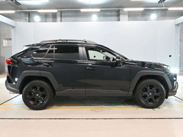 Toyota RAV4 2021 8605806-3