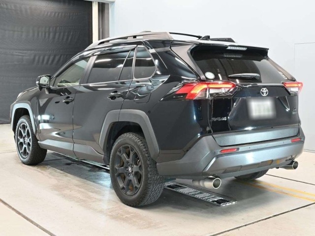 Toyota RAV4 2021 8605806-6