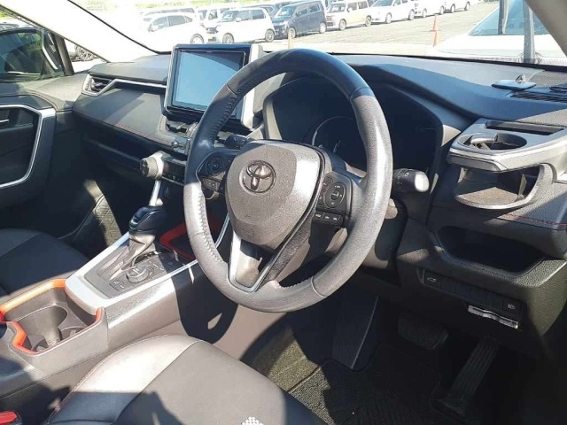 Toyota RAV4 2021 8605806-9