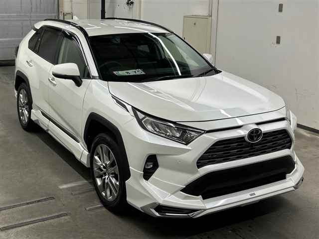Toyota RAV4 2021 8605831-0