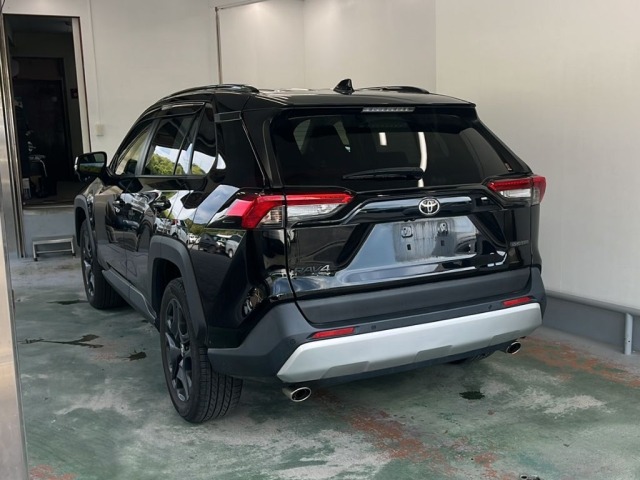 Toyota RAV4 2024 8605850-1