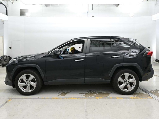 Toyota RAV4 2021 8605866-4