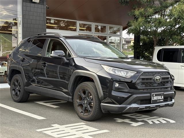 Toyota RAV4 2022 8606782-0