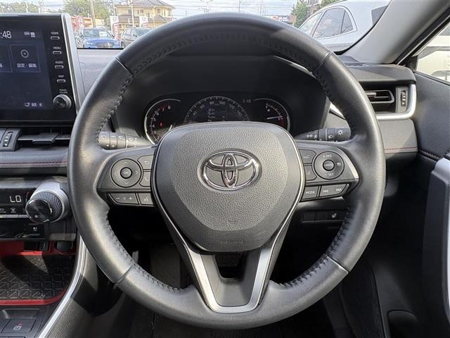 Toyota RAV4 2022 8606782-15