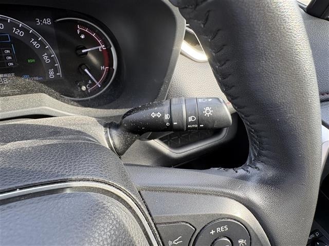 Toyota RAV4 2022 8606782-19