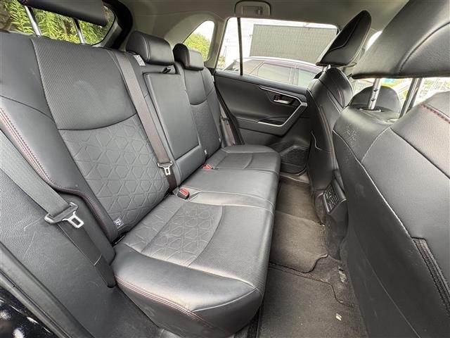Toyota RAV4 2022 8606782-22