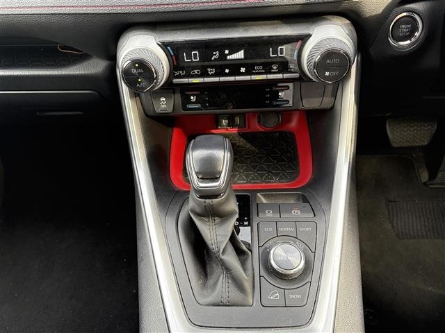 Toyota RAV4 2022 8606782-3