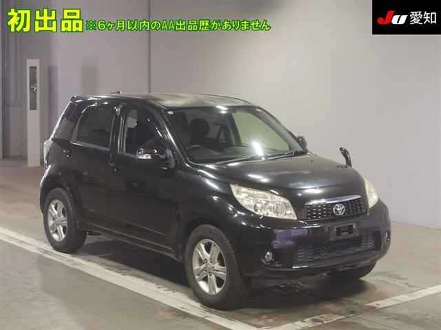 Toyota RUSH 2015 8606221-0