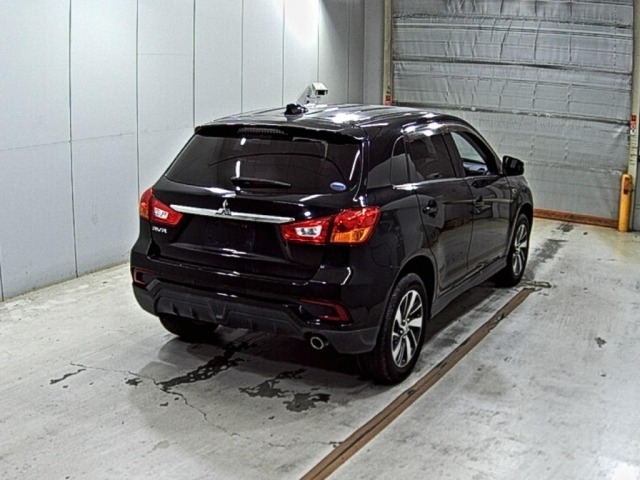 Mitsubishi RVR 2018 8608474-5