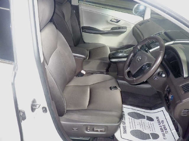 Toyota SAI 2010 8607515-7