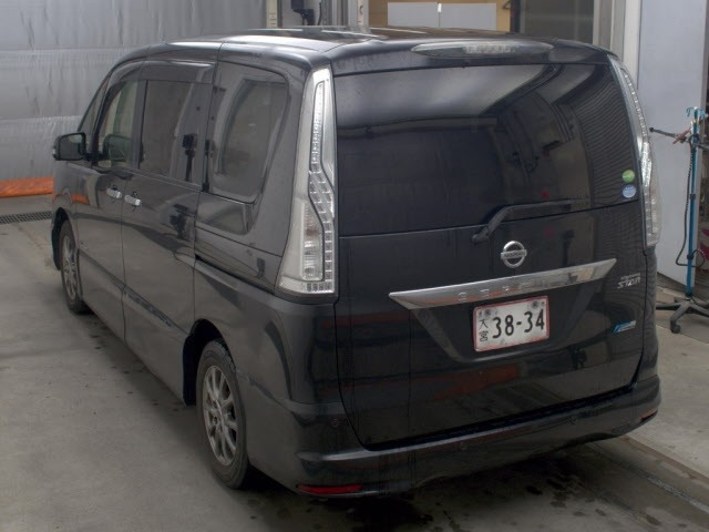 Nissan SERENA 2015 8607153-1