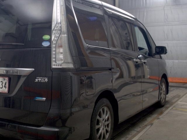 Nissan SERENA 2015 8607153-5