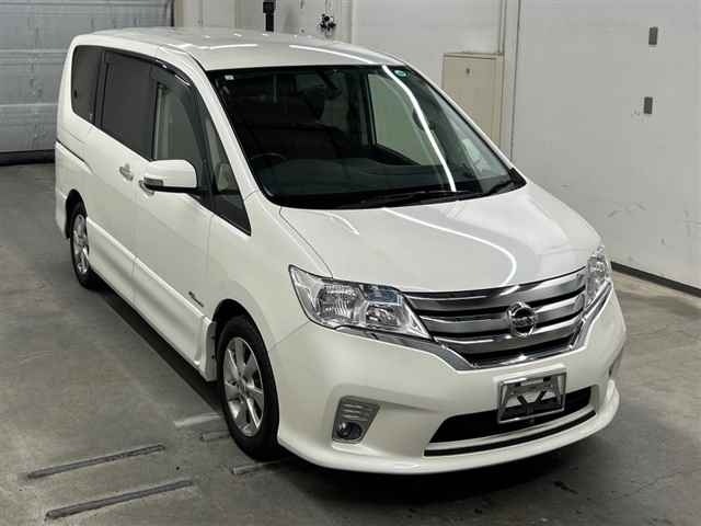 Nissan SERENA 2013 8607283-0