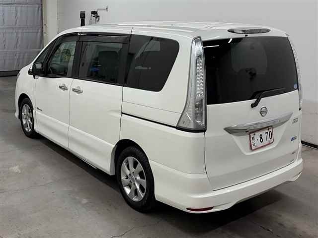 Nissan SERENA 2013 8607283-1