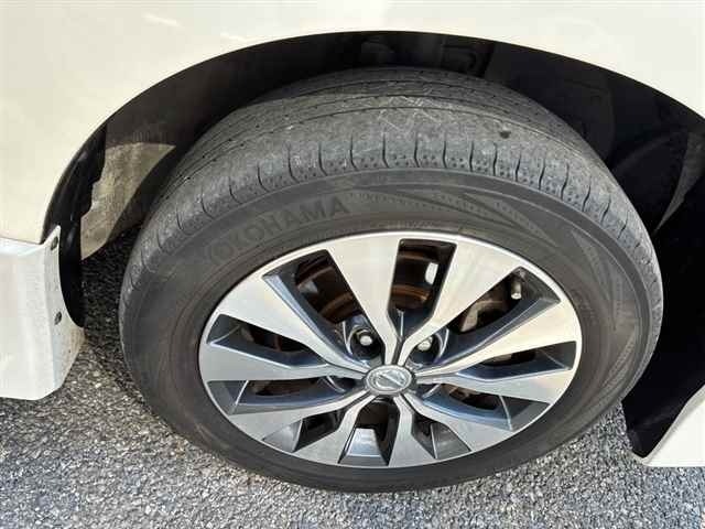 Nissan SERENA 2018 8607297-9
